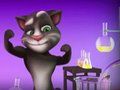 Spill Snakkende Tom i Laboratoriet online